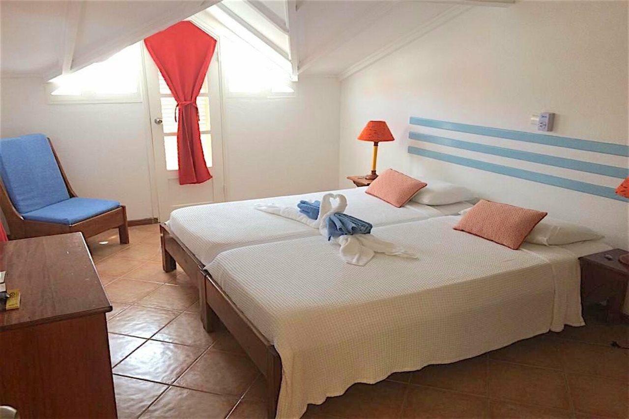 Hotel Mirabela Santa Maria Exteriör bild