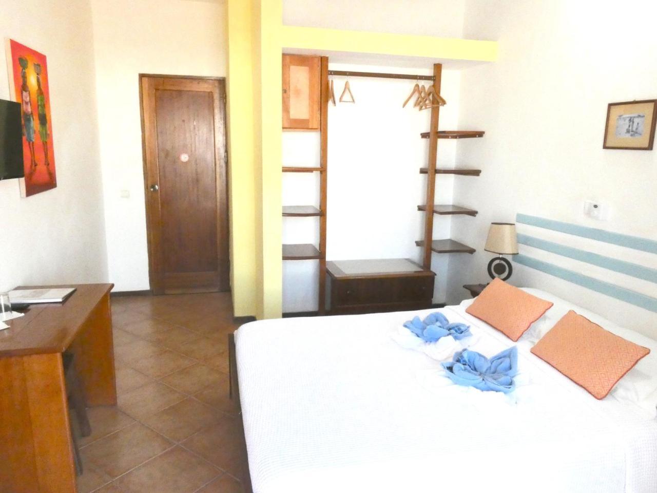 Hotel Mirabela Santa Maria Exteriör bild